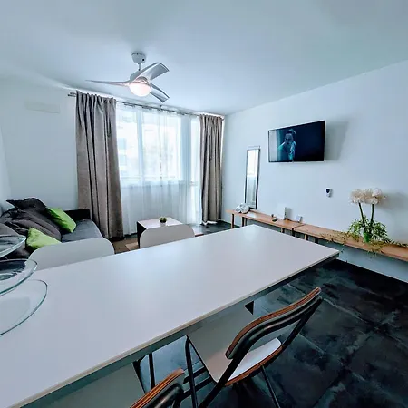 Cettina Tenerife Sur Arona (Tenerife)